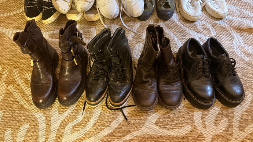Shoes and sandals. - photo 4