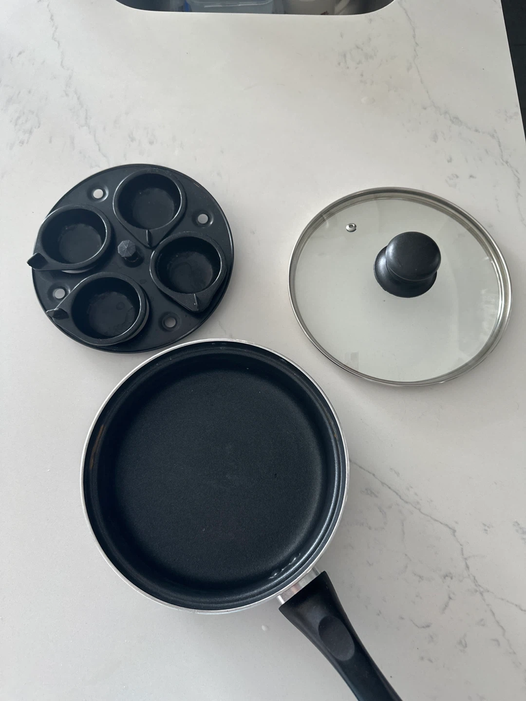 4-Cup Egg Poacher Pan with Lid - photo 2