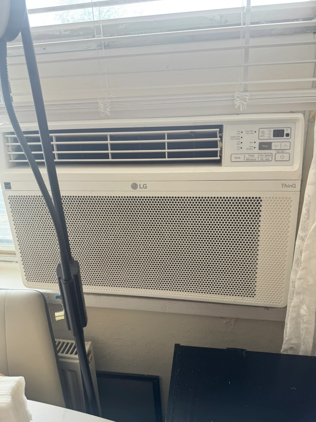 LG ThinQ Window Air Conditioner - photo 3