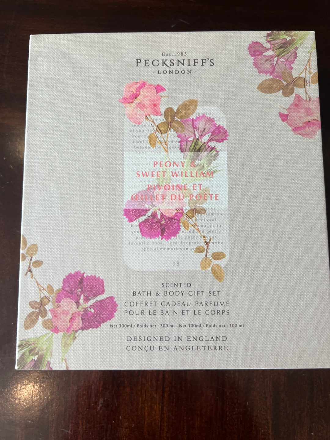Pecksniffs Peony & Sweet William Scented Bath & Body Gift Set - photo 3