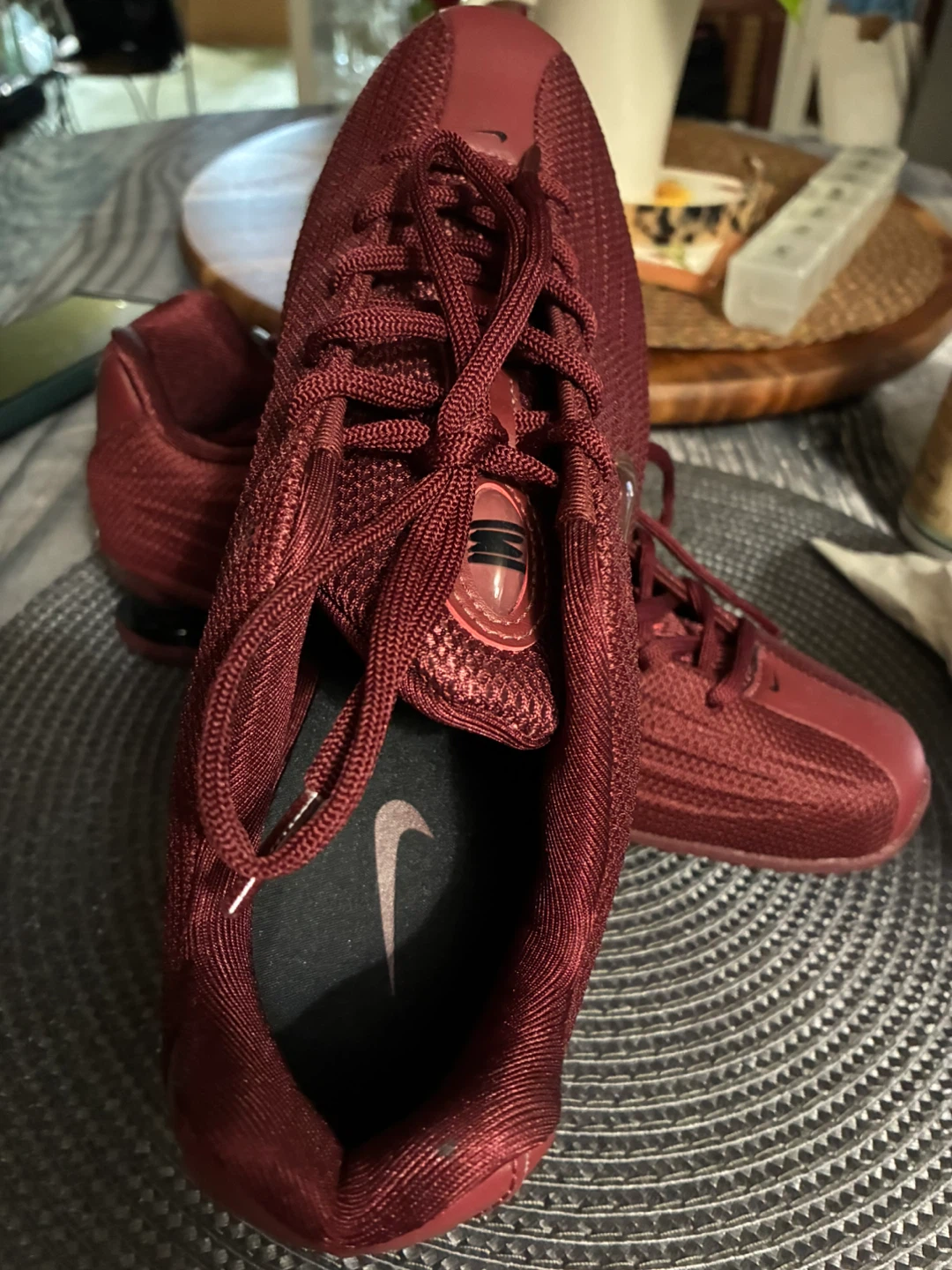 Nike Shox women Burgundy Running Shoes - photo 4