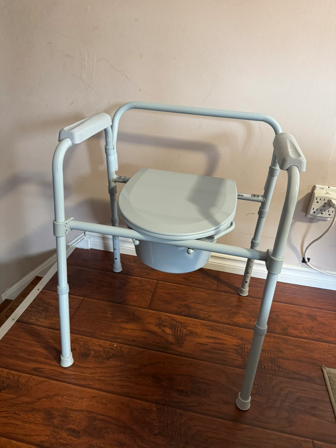 Adjustable Four-Legged Cane - photo 3