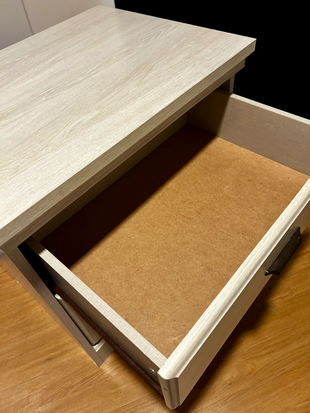 2-Drawer Nightstand / End Table - photo 3