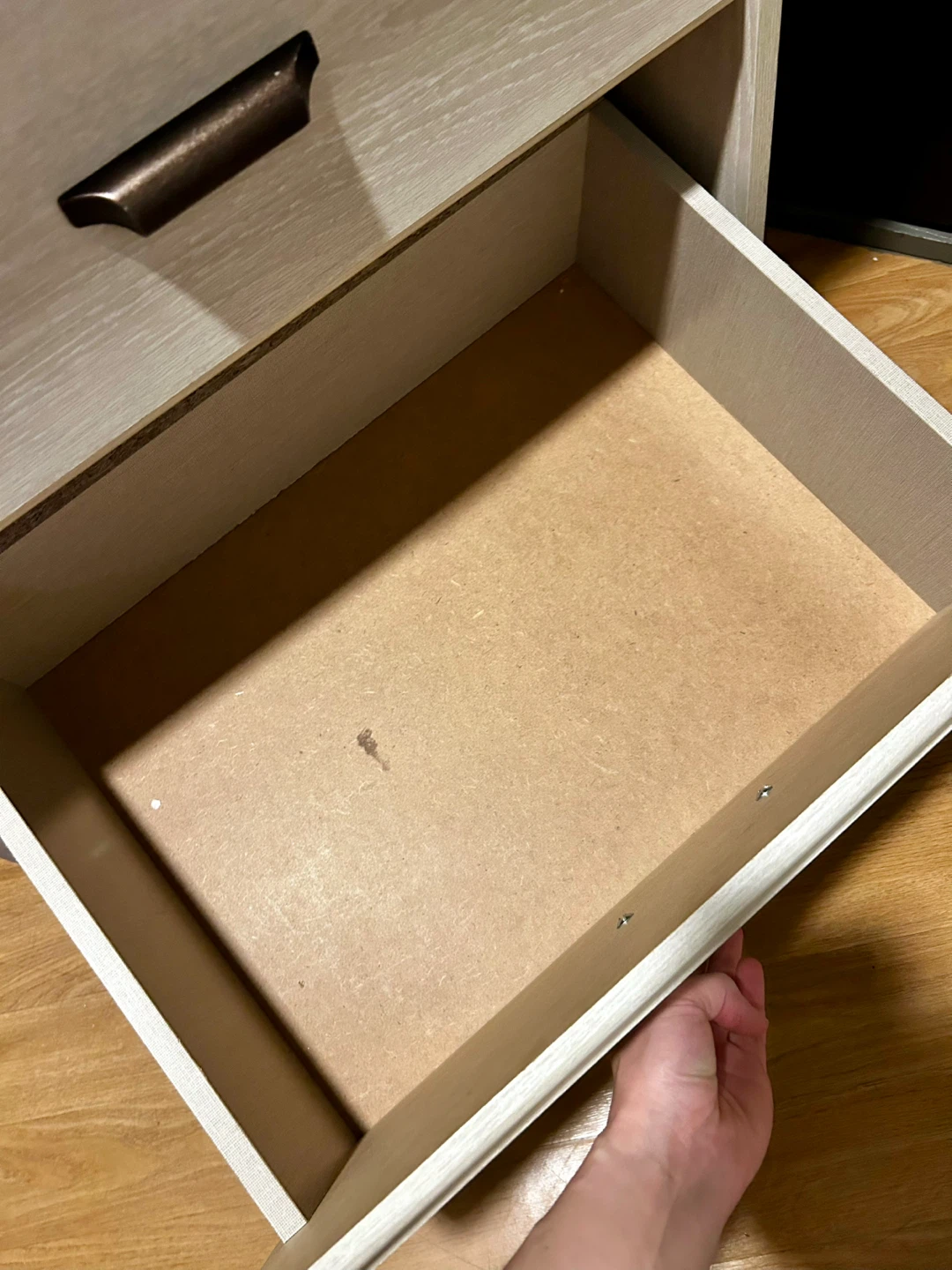 2-Drawer Nightstand / End Table - photo 4
