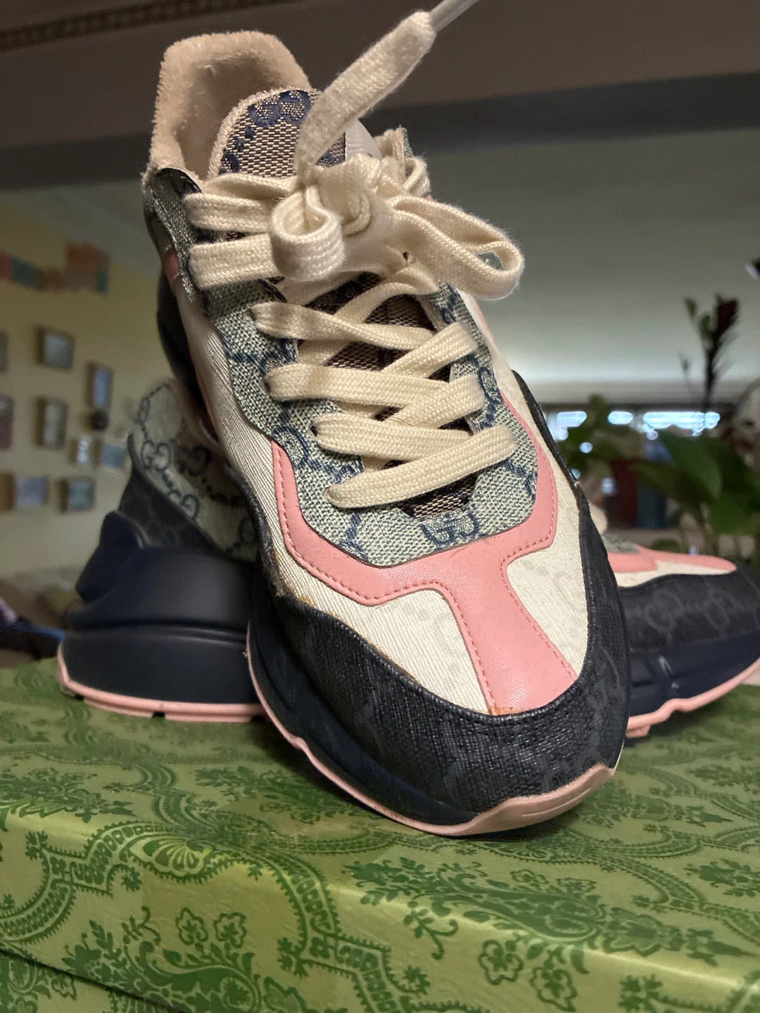 Gucci Women's Sneakers - photo 2