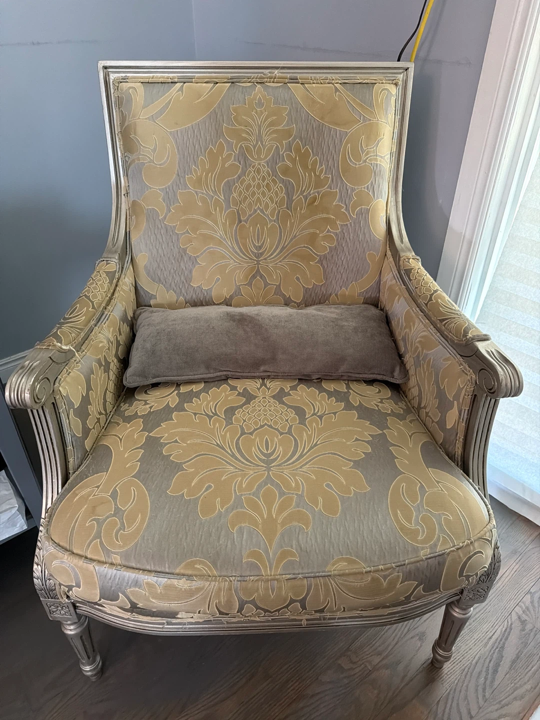 Ornate Accent Chair - photo 3