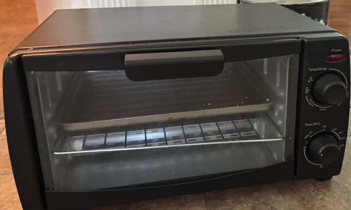 Black Toaster Oven