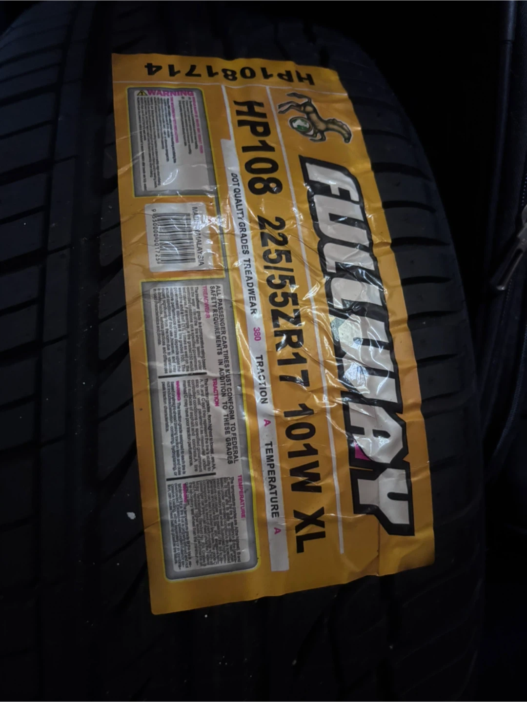 Falken HP108 225/55ZR17 101W XL Tire