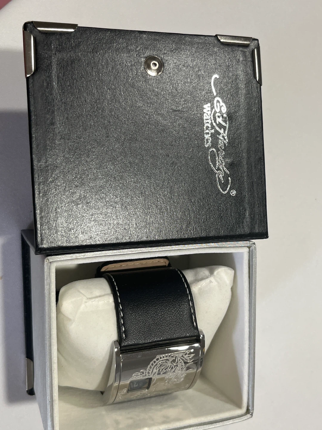 🔥 Rare Ed Hardy “Love Kills Slowly” Dragon Cuff Watch🔥 - photo 4