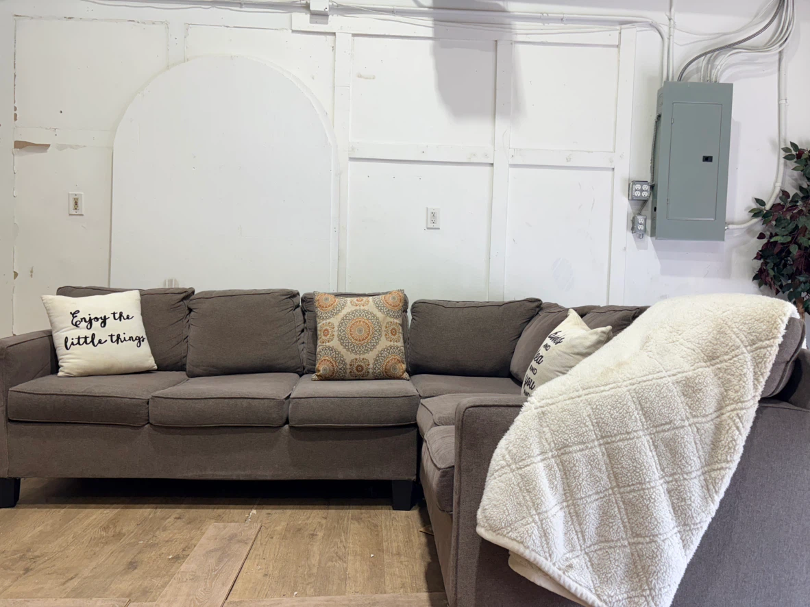 Gray L-Shaped Sectional Sofa with bed (we deliver) - photo 2