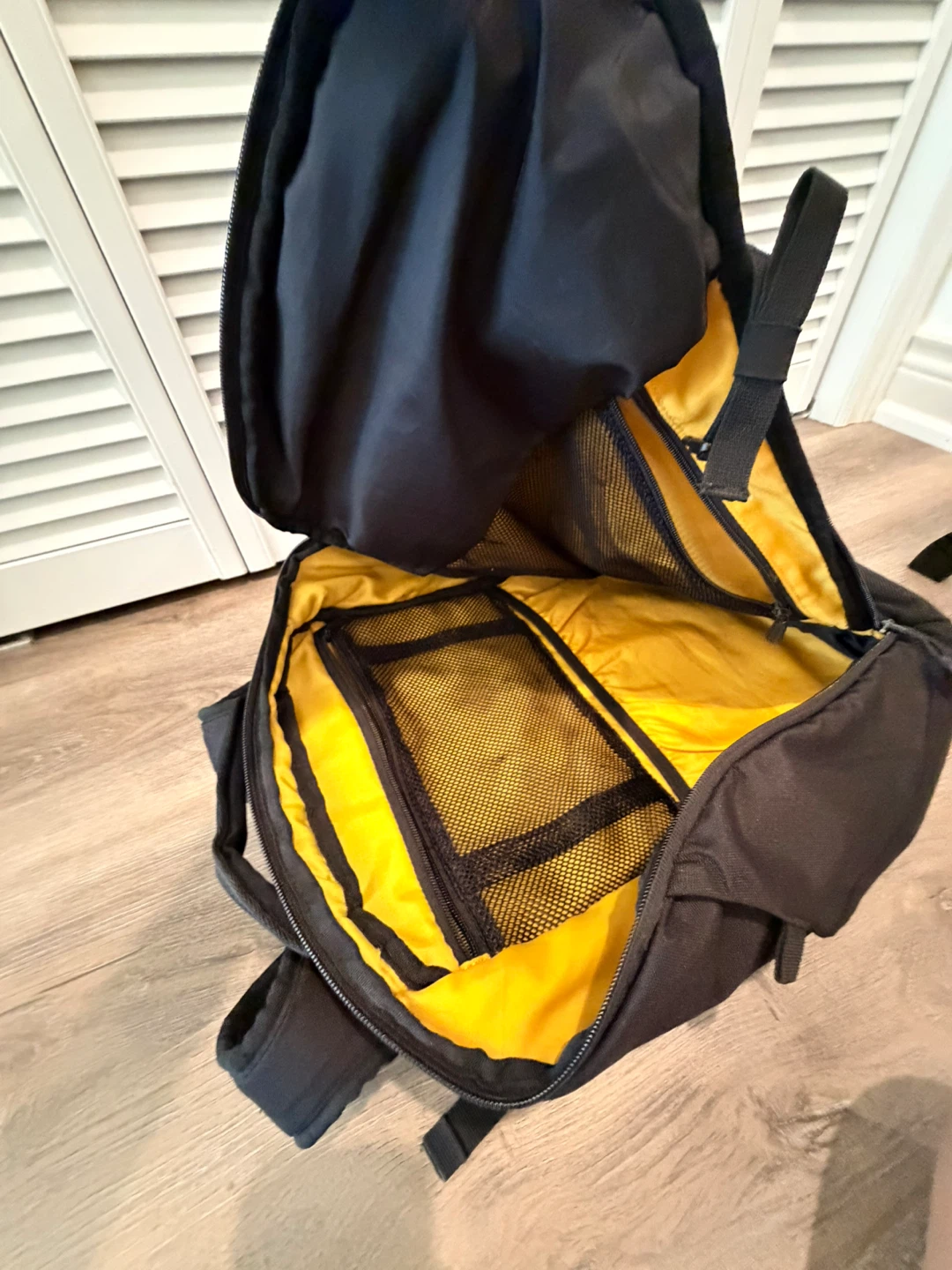 Eddie Bauer Backpack - photo 2