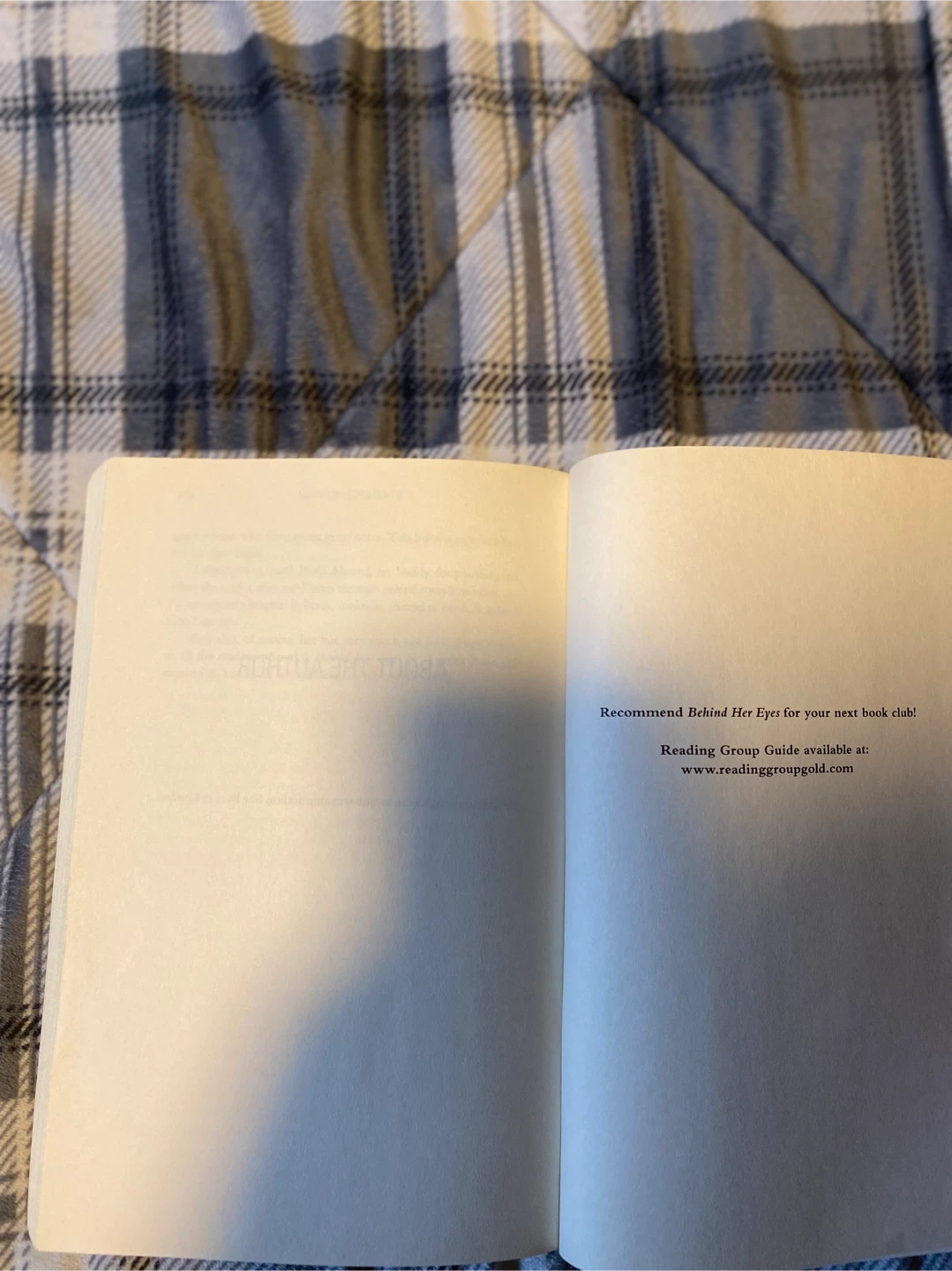Behind Her Eyes by Sarah Pinborough Softcover - photo 5