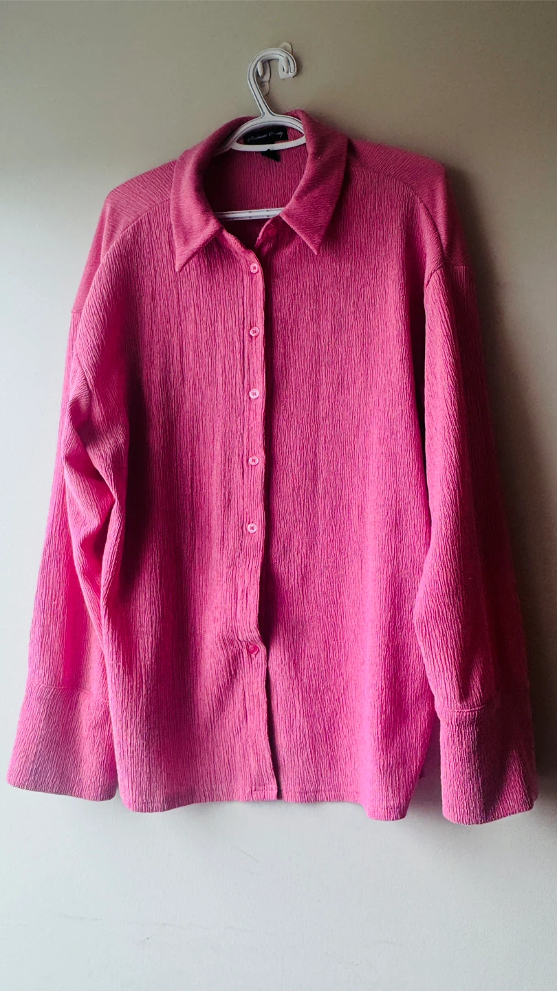 Pink Textured Button-Up Shirt & Pant Set - photo 4