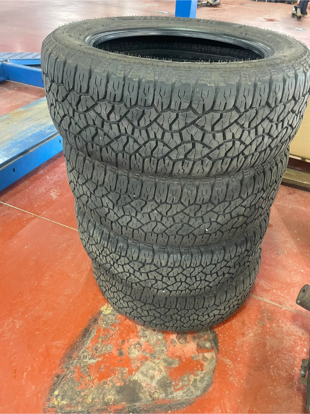goodyear wrangler all season tires full set of 4 great condition