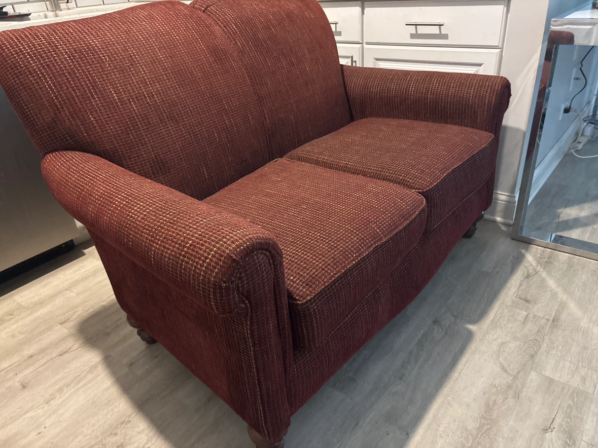 2 Maroon Tweed Loveseat Sofa - photo 2