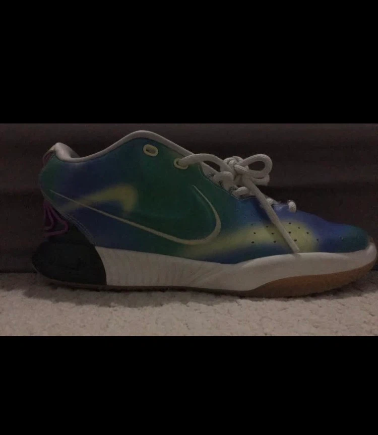 Nike LeBron 21 SE "Movie Night" GS Youth Sneakers - photo 2
