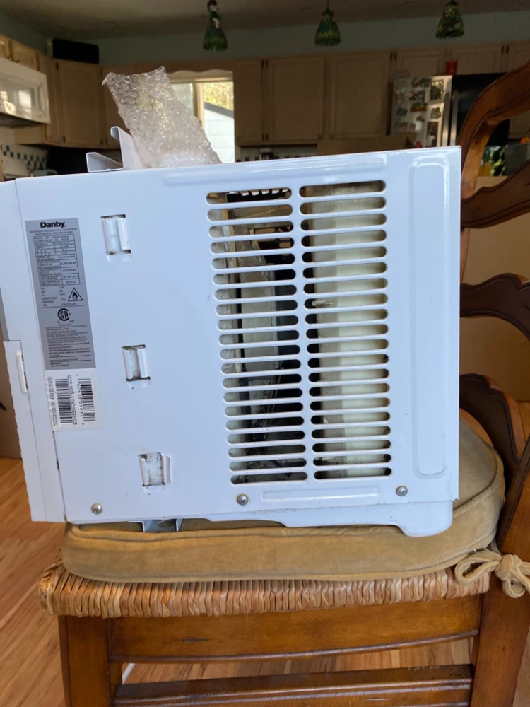 Danby Window 8000 BTU  Air Conditioner - photo 2
