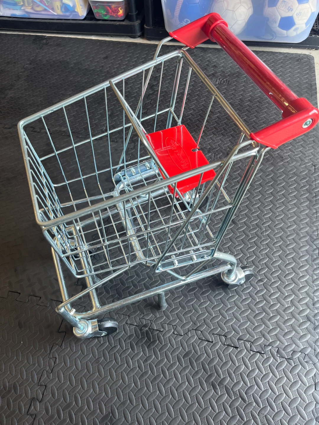 Melissa & Doug Toy Shopping Cart