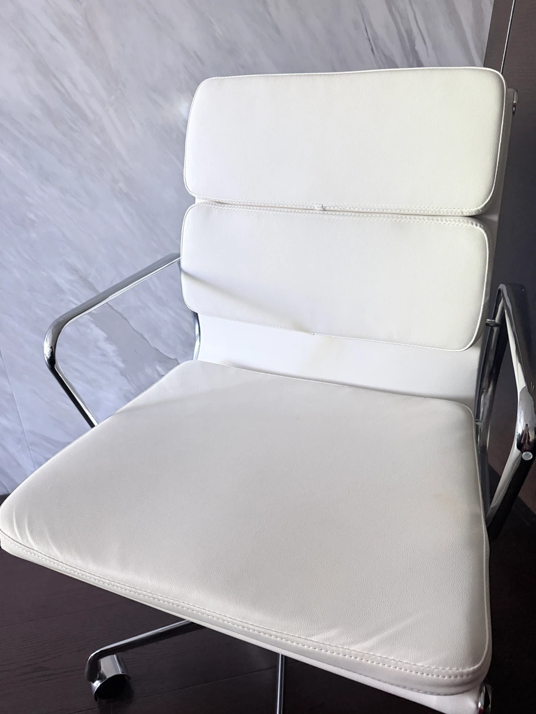 White Executive Office Chair with Chrome Frame - photo 4