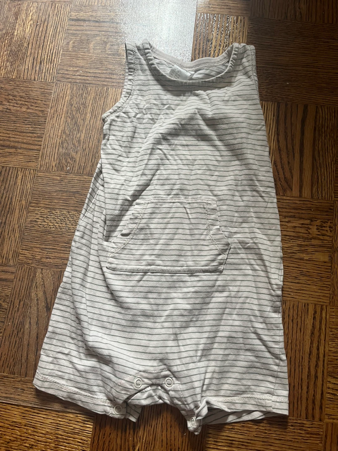 16-12m summer rompers in EUC - photo 2