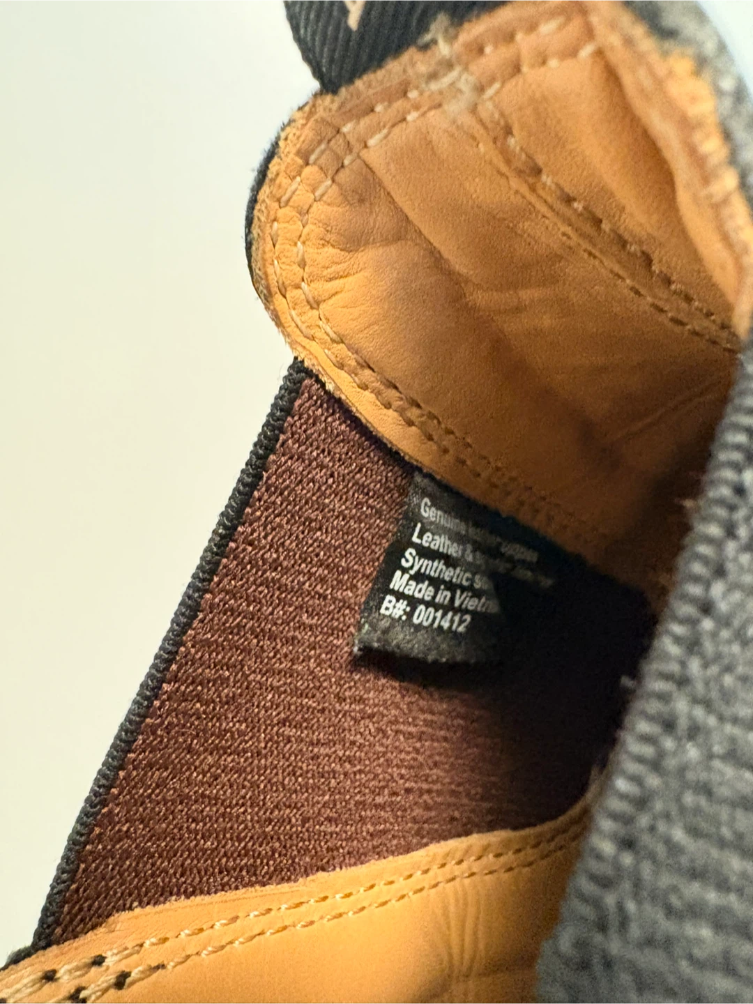 Blundstone Black Leather Chelsea Boots - photo 4