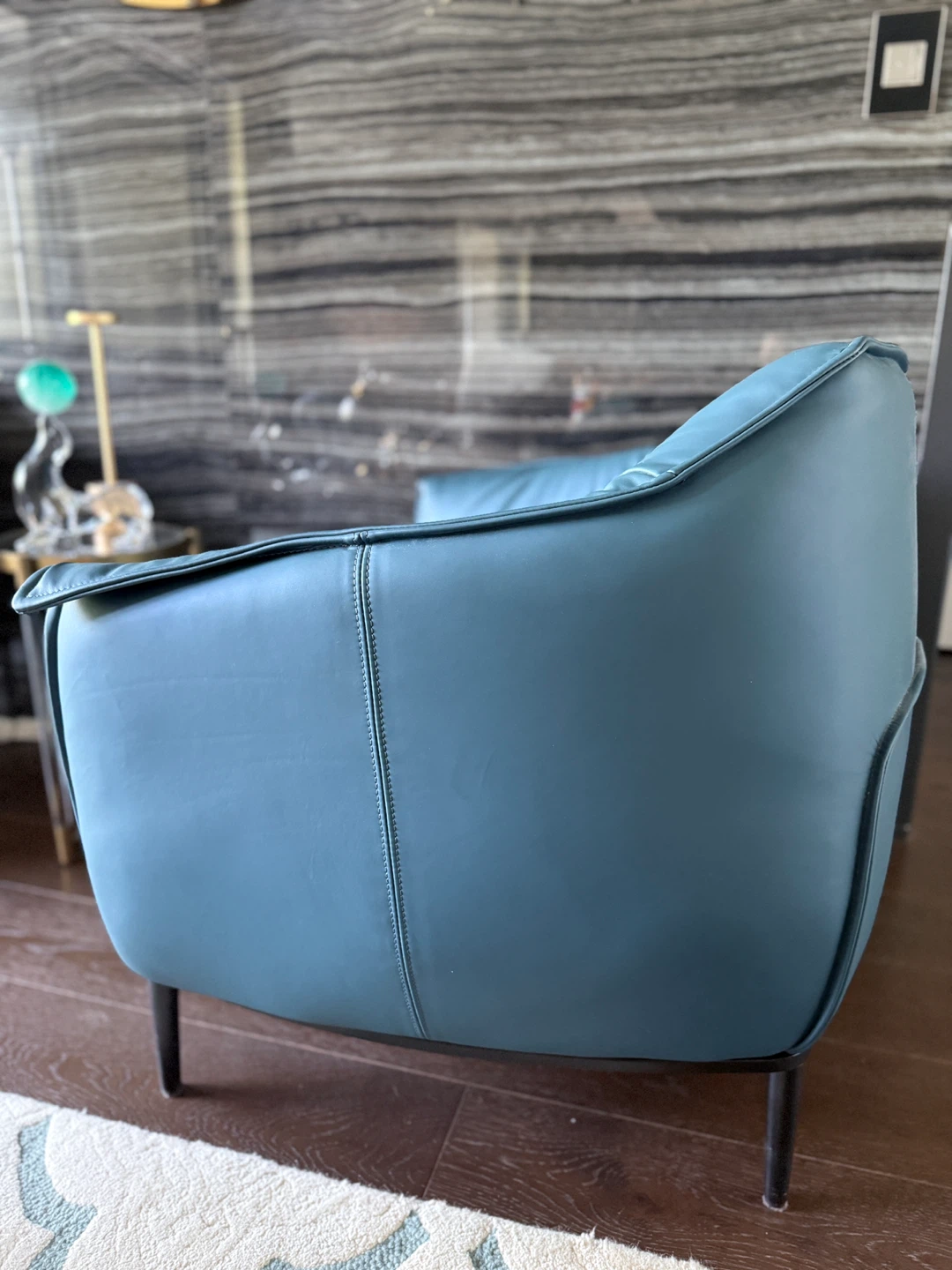 Blue Leather Accent Chair - photo 4