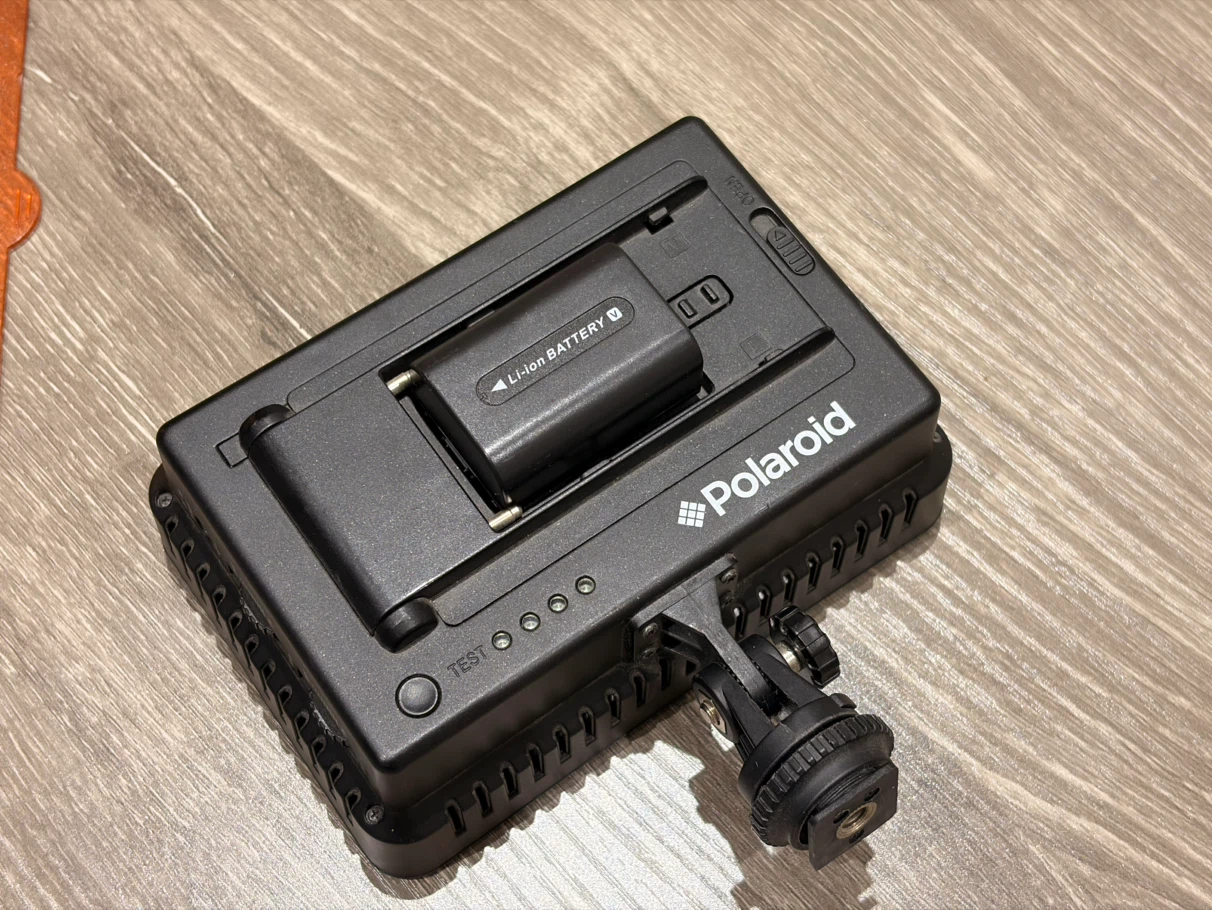 Polaroid LED Video Light with Battery - photo 2