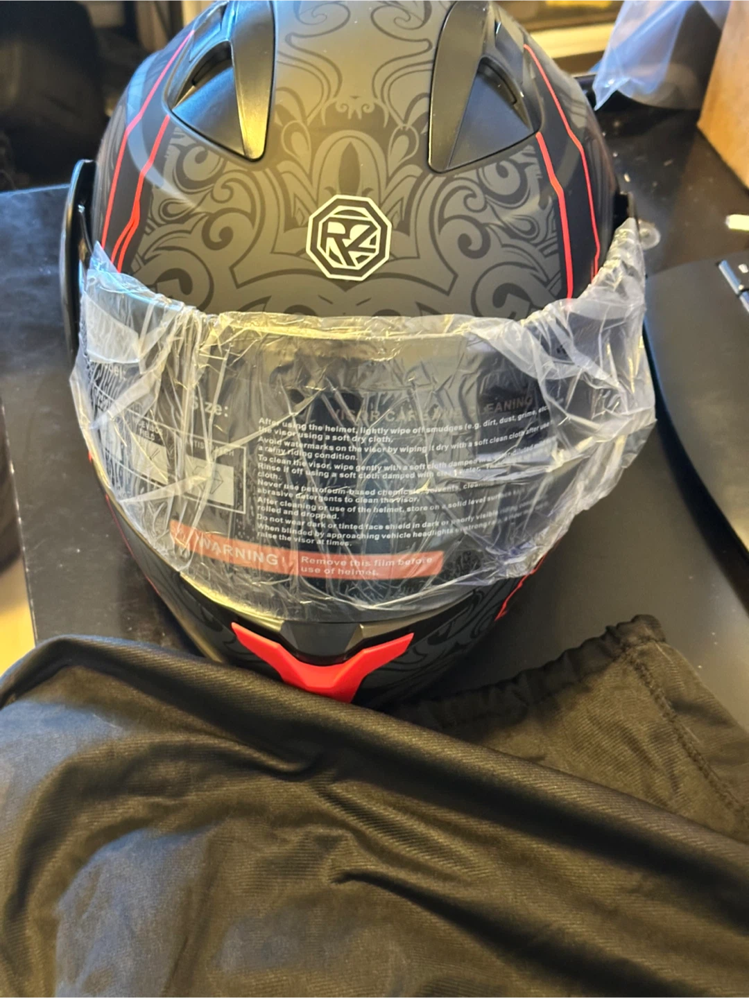 RZ Matte Black Red skull Motorcycle Helmet - photo 4