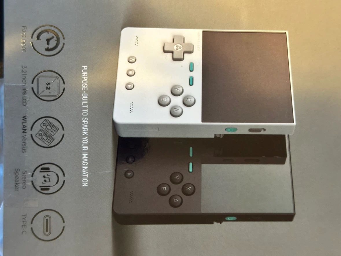 Trimui Brick TG3040 Retro Handheld Game Console - photo 4
