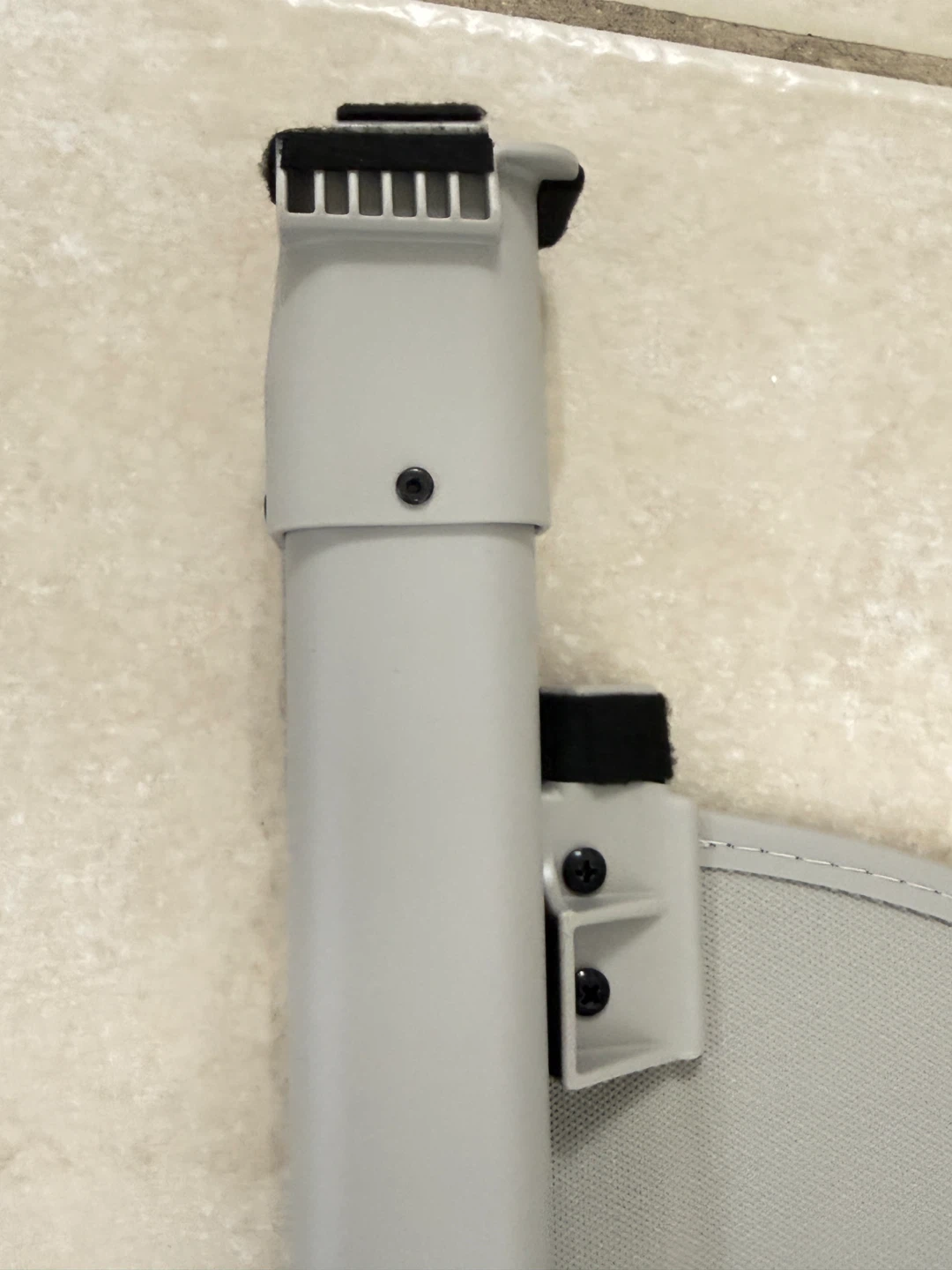 Retractable Cargo Cover - photo 3