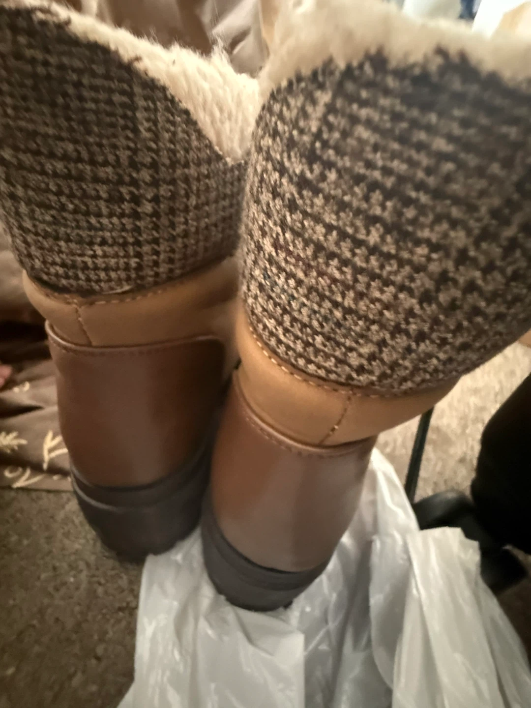 Brown Winter Boots with Fur Lining - Size 8 - photo 3