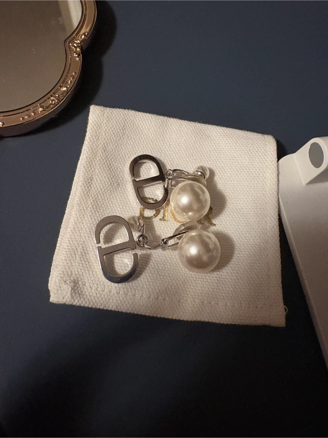 Dior Pearl and CD Logo Earrings - photo 4