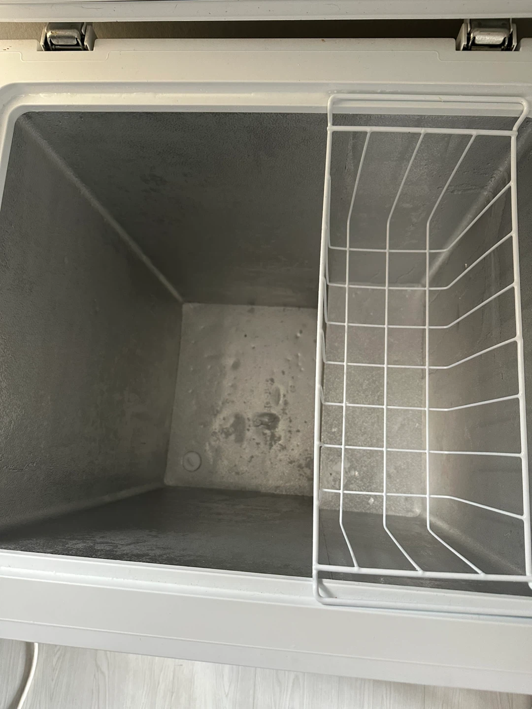 Arctic King Chest Freezer - photo 3