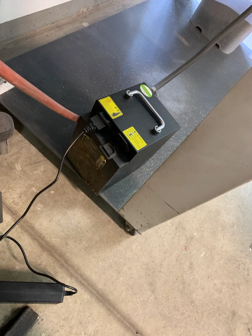 Black Battery Pack with fast Charger 52 v - photo 4