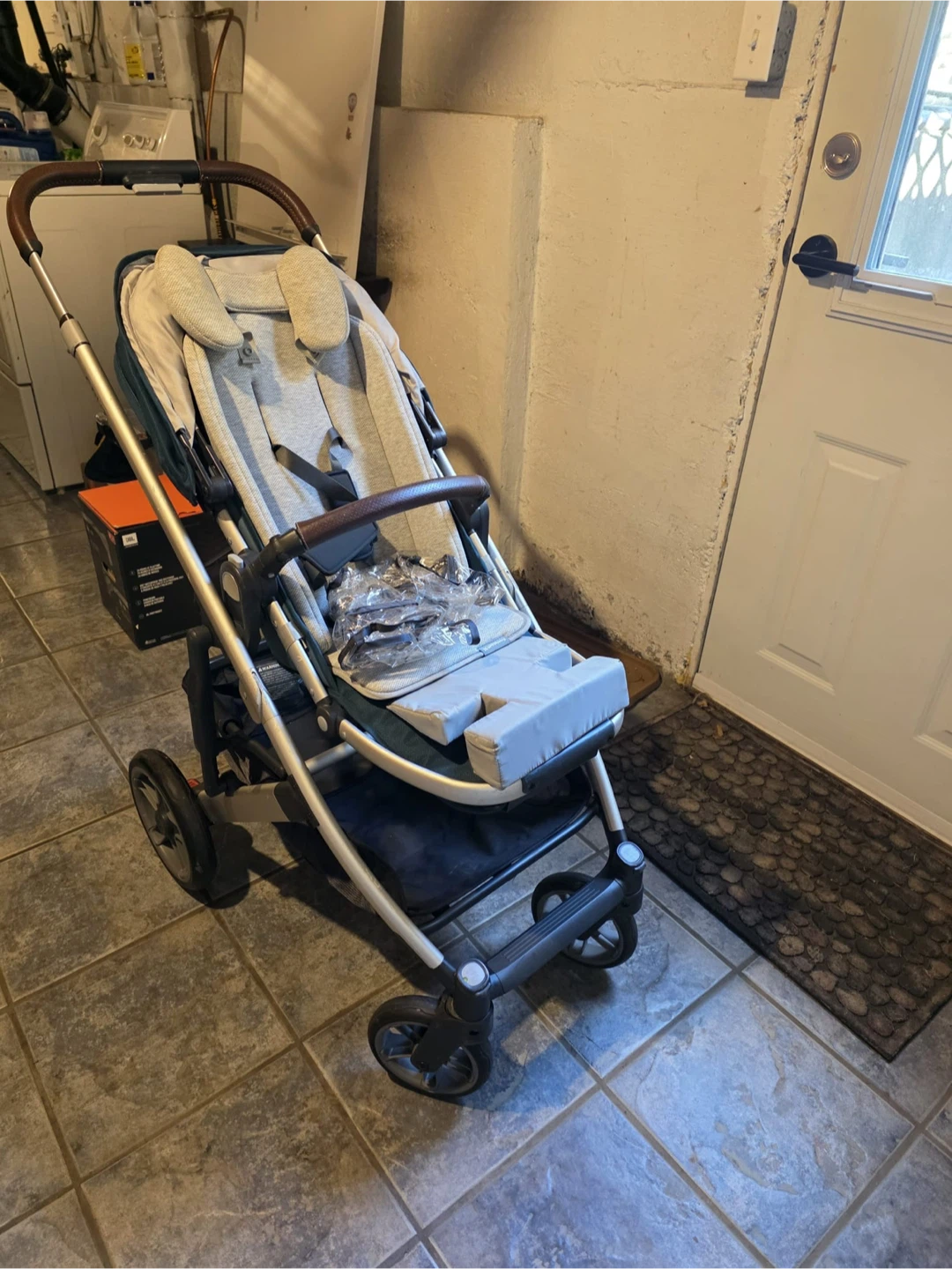 UPPAbaby Cruz Stroller v2 _very good condition - photo 2
