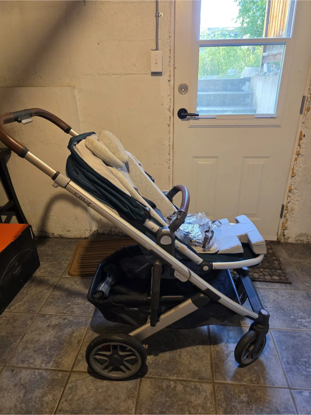UPPAbaby Cruz Stroller v2 _very good condition - photo 3