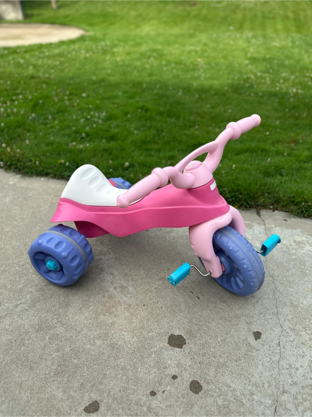 Toddler girl tricycle