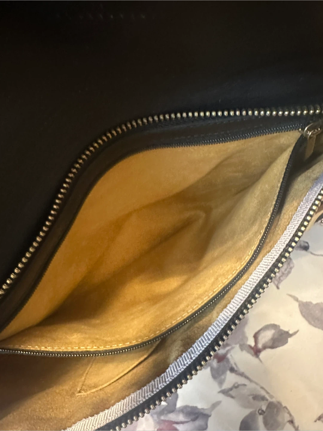 Authentic Jimmy Choo pony hair tiger clutch - photo 5