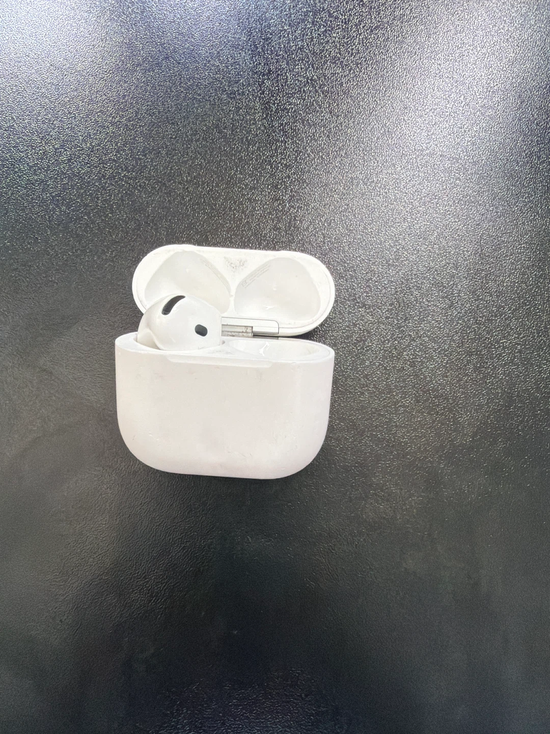AirPod 4 with active noise cancelation - photo 2