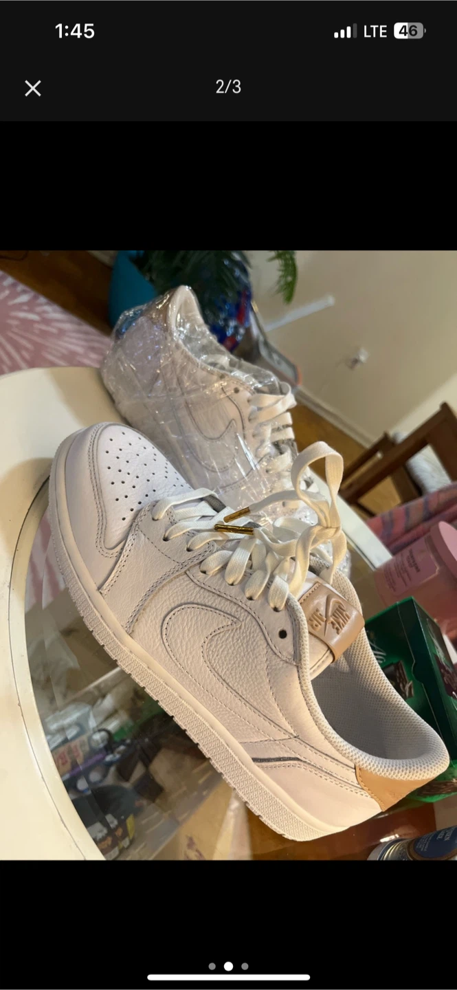 Jordan 1 Low og white vachetta