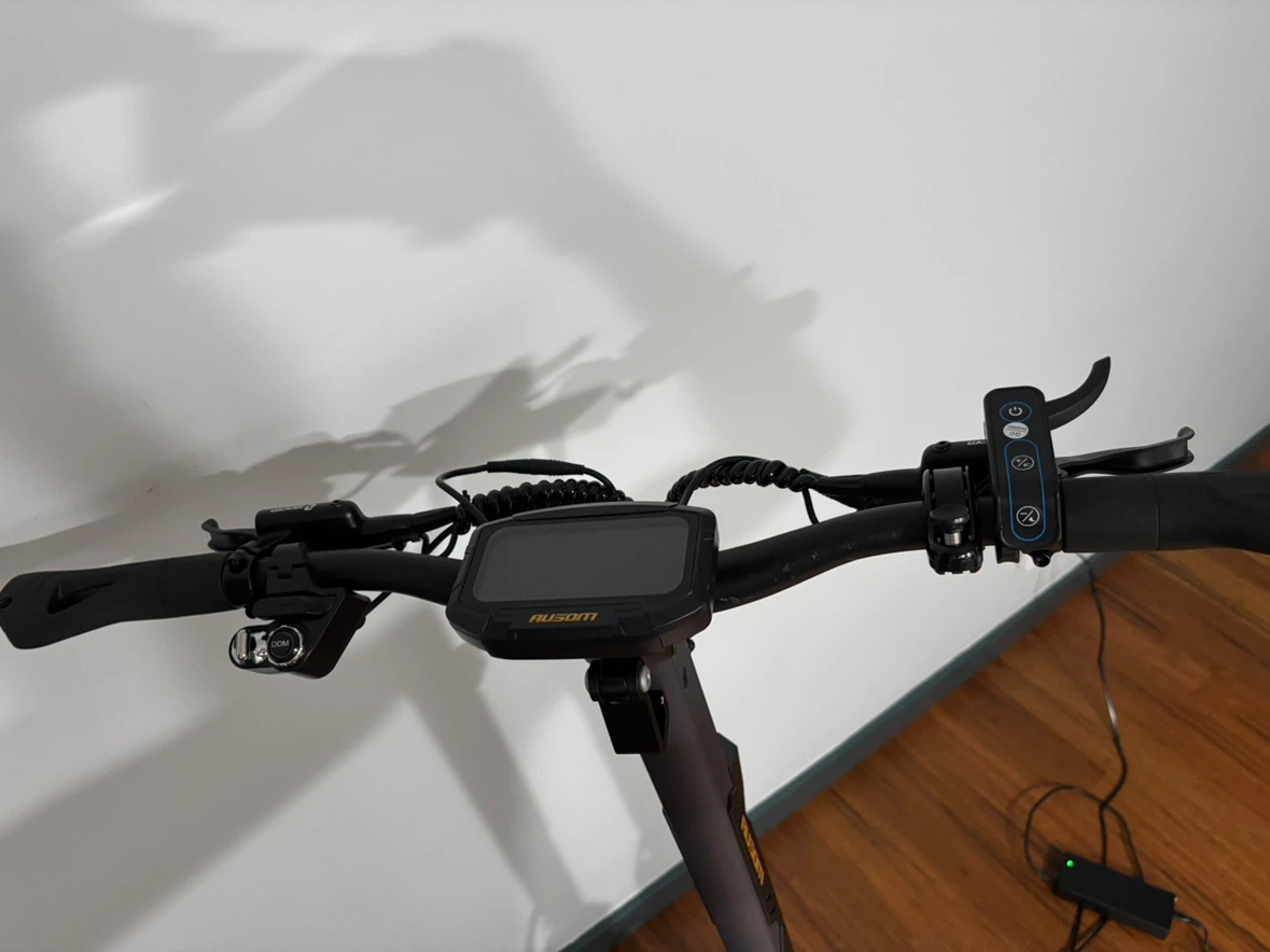 Ausom DT2 Pro Electric Scooter - photo 5