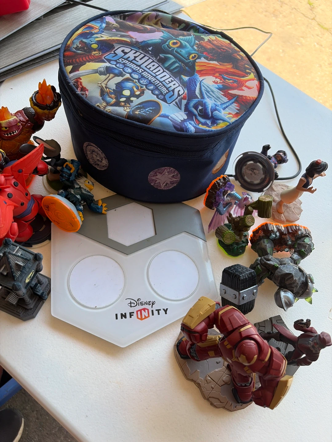 Skylanders and Disney Infinity Lot with Carrying Case