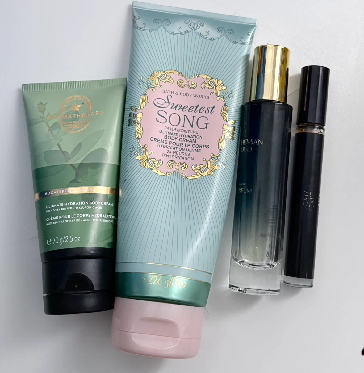 Assorted fragrance and body lotion bundle (used )