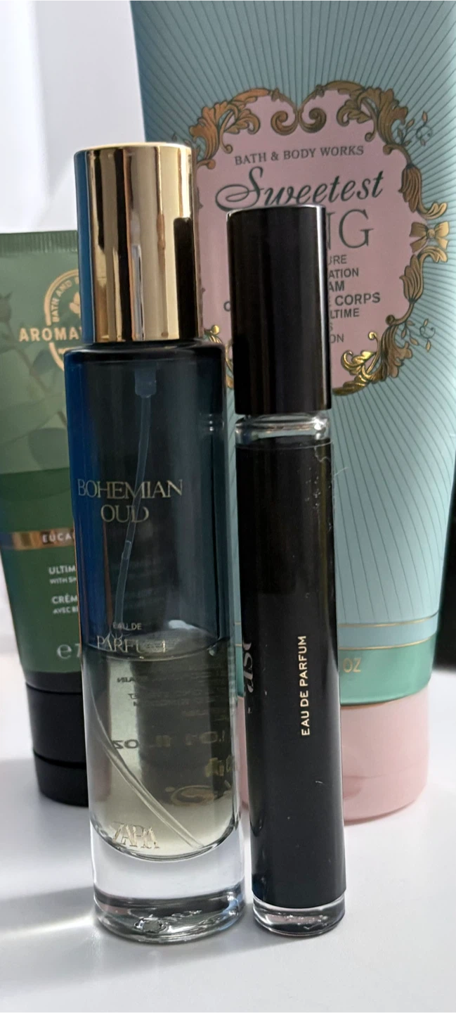 Assorted fragrance and body lotion bundle (used ) - photo 2