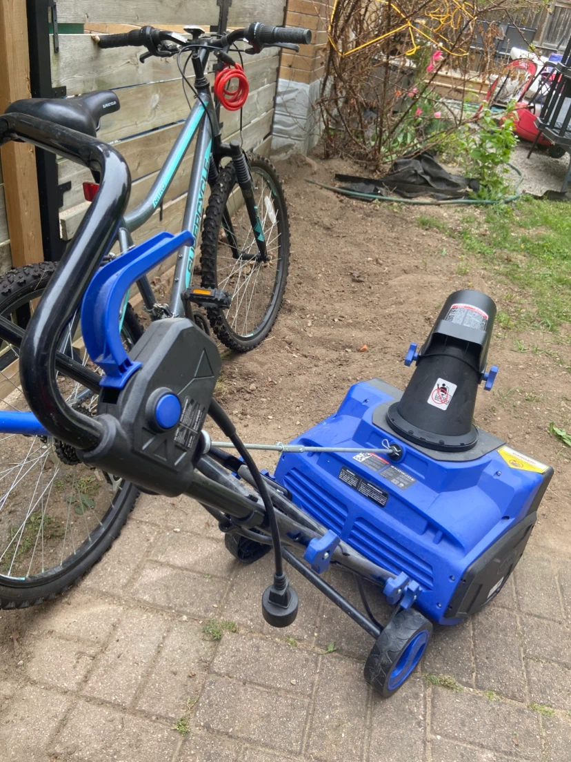 Snow Joe Electric Snow Thrower - photo 2
