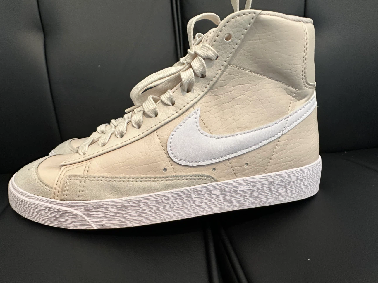 BRAND NEW Nike Blazer Mid '77 Vintage High-Top Sneakers