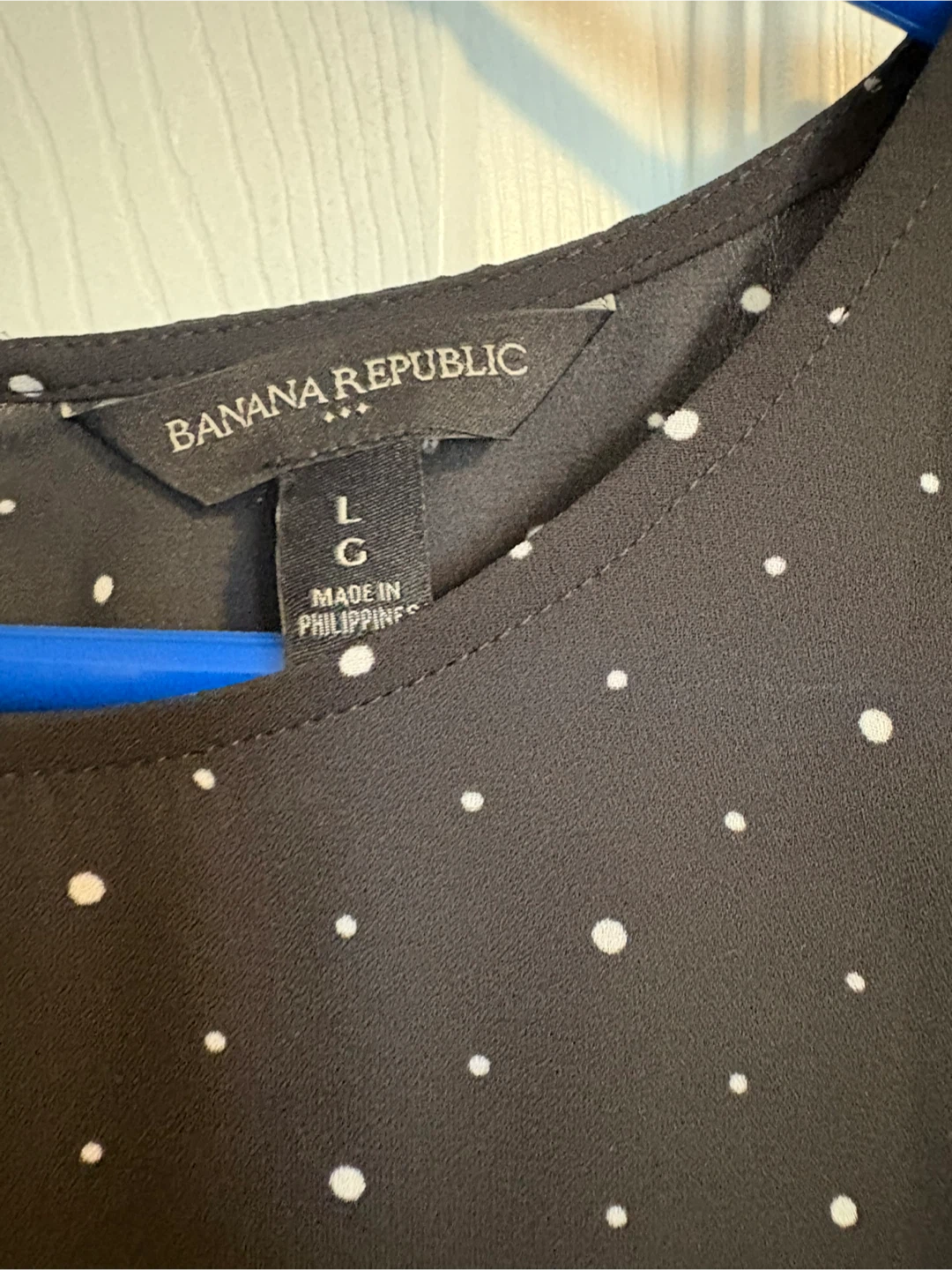 Banana Republic Black Polka Dot Sleeveless Top Size L - photo 2