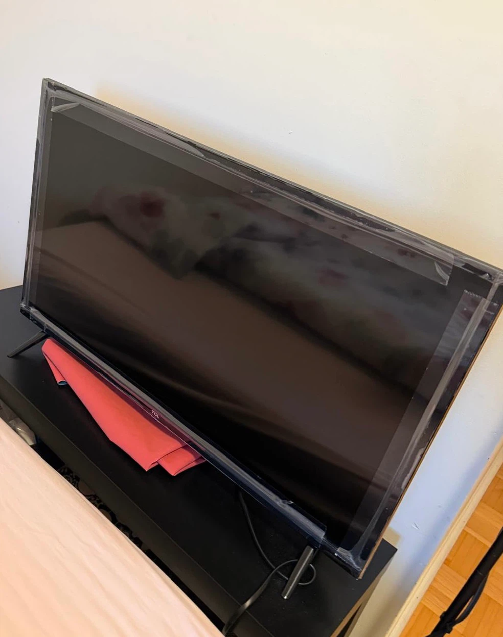 TCL 32" Class 3-Series HD LED Smart Android TV - photo 3