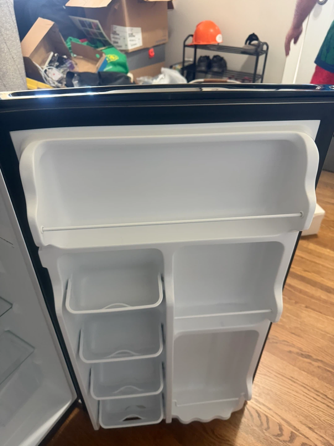 Arctic King Mini Fridge - photo 2