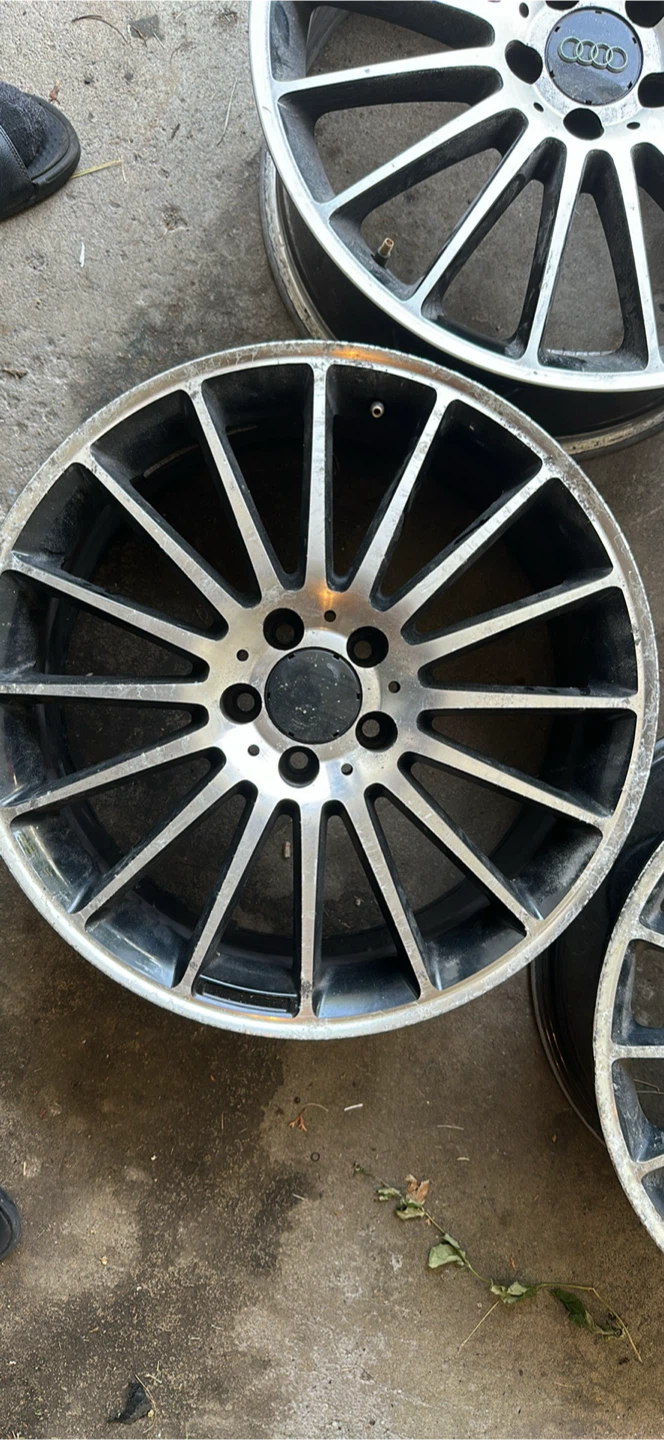Set of 4 Audi Alloy Wheels - photo 2